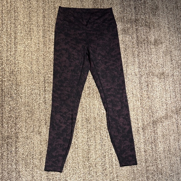 Lululemon Wunder Under High-Rise Tight 28" *Luxtreme - Size 8 - Picture 4 of 7